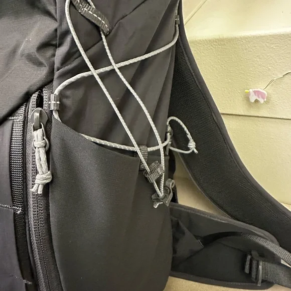 Lululemon All Sports Backpack 28L - Picture 9 of 10